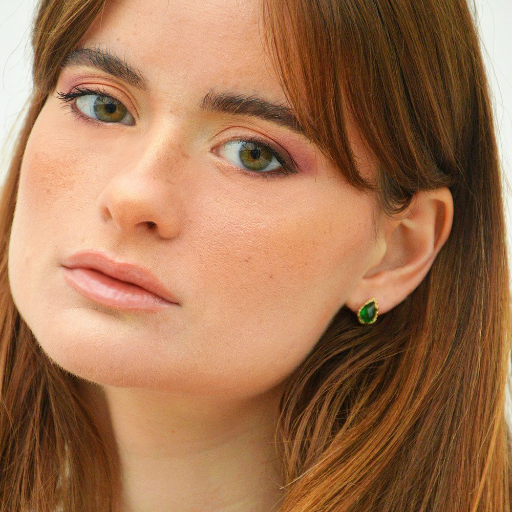 Boucle d'oreille vert plaqué or 18K zirconium Devina Bellaime 4