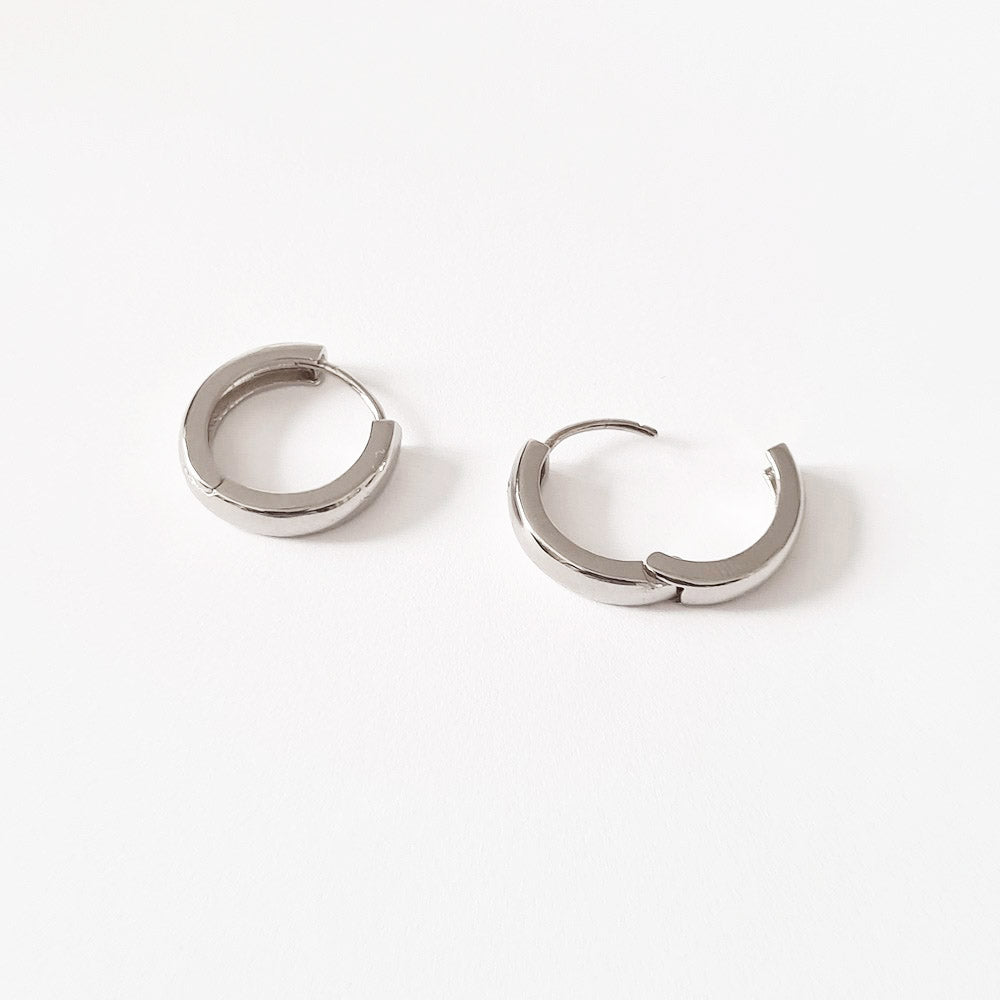 Boucles d'oreilles créoles argent 925 1,5 cm Buggy Bellaime 5