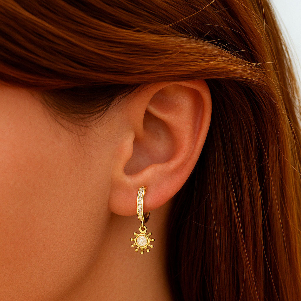 Boucle d'oreille individuelle plaqué or 18K zirconium 1 cm Sun Bellaime 2