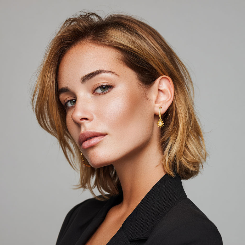 Boucle d'oreille individuelle Sun - Plaqué Or 18K et Zirconium - 1 cm
