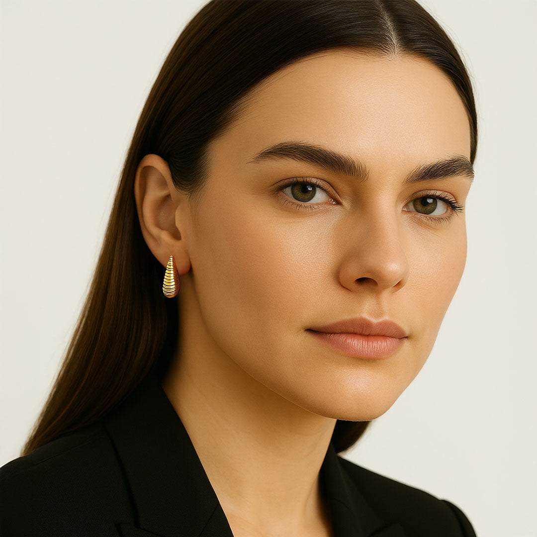 Boucles d'oreilles créoles plaqué or 18K 2,5 cm Jana Bellaime 2