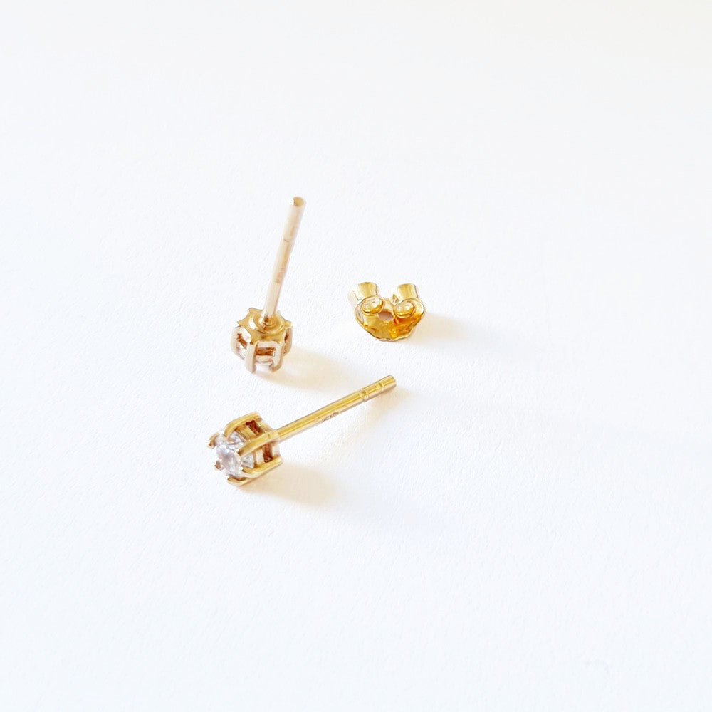 Puces d'oreilles plaqué or 18K zirconium Love in the Air Bellaime 3