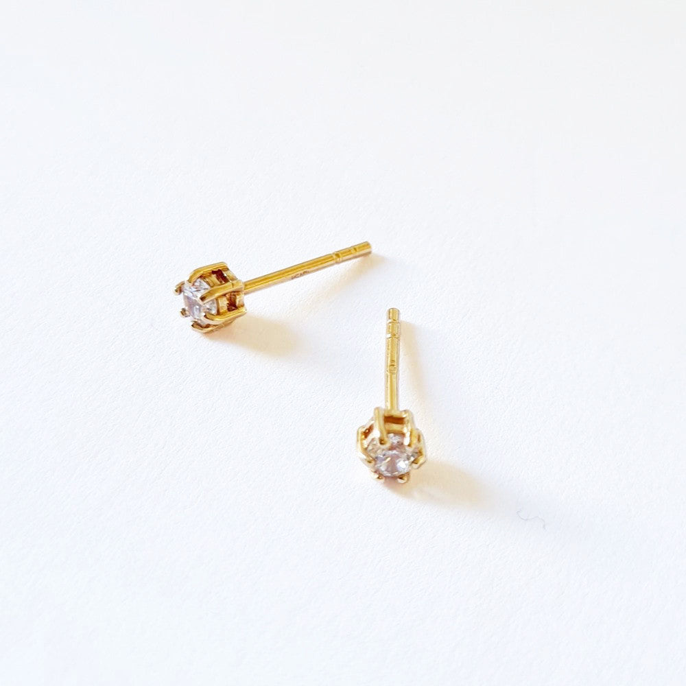 Puces d'oreilles plaqué or 18K zirconium Love in the Air Bellaime 4