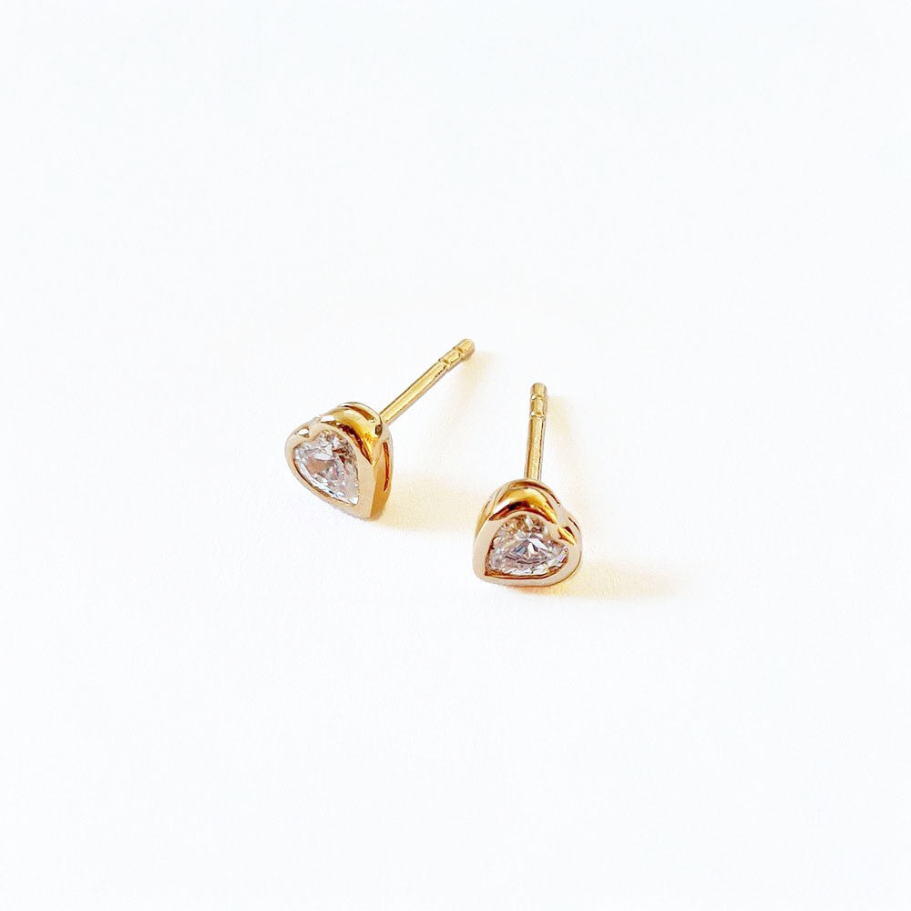 Boucle d'oreille coeur puce plaqué or 18K zirconium Romance Bellaime 5