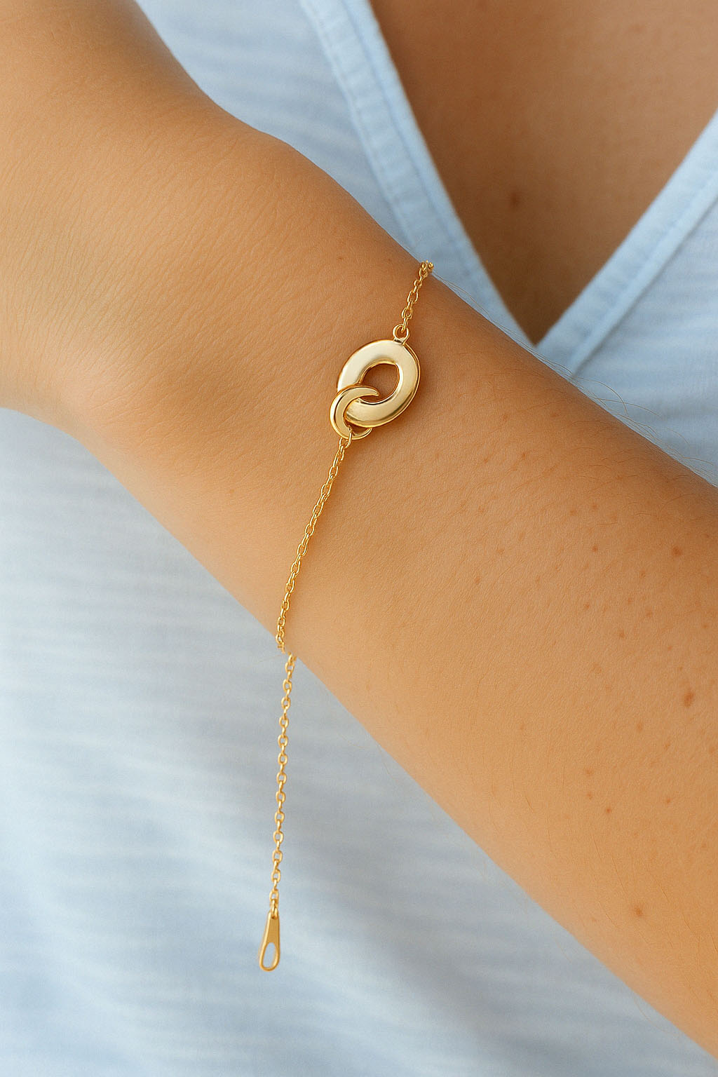 Bracelet anneaux entrelacés plaqué or 18K You and Me Bellaime 2