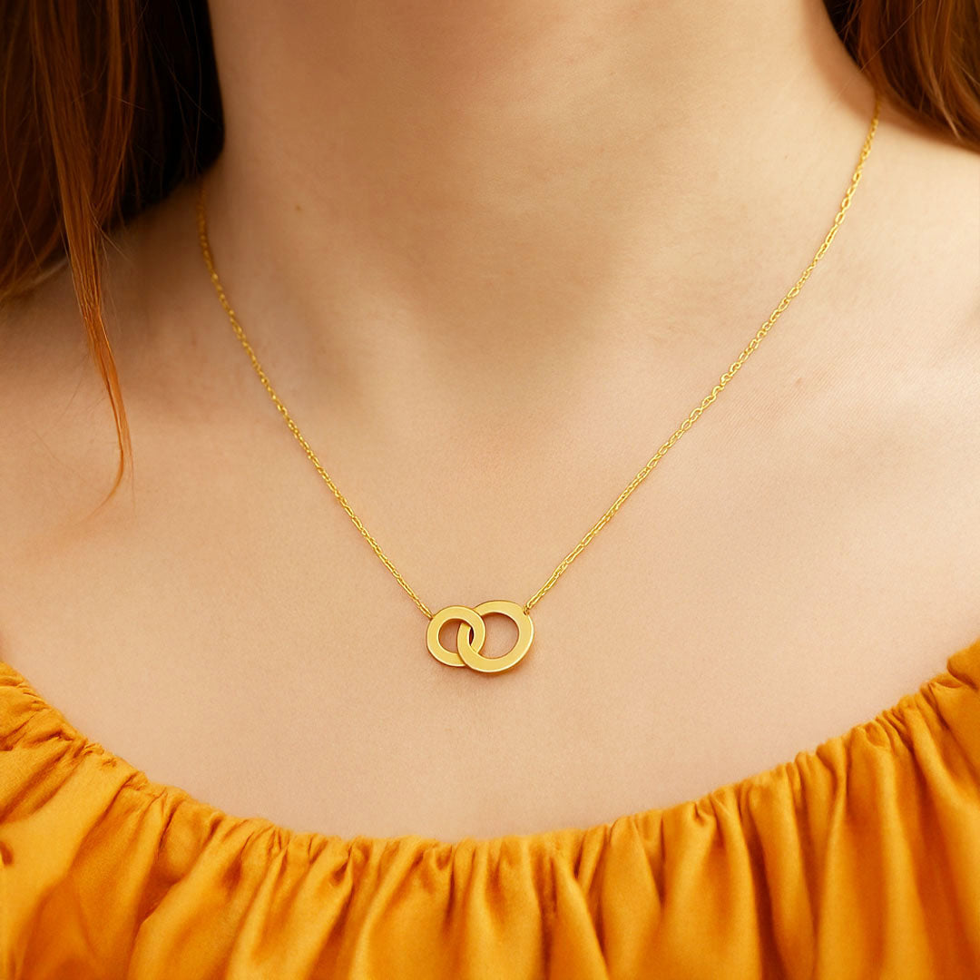 Collier anneaux entrelacés plaqué or 18K You and Me Bellaime 2