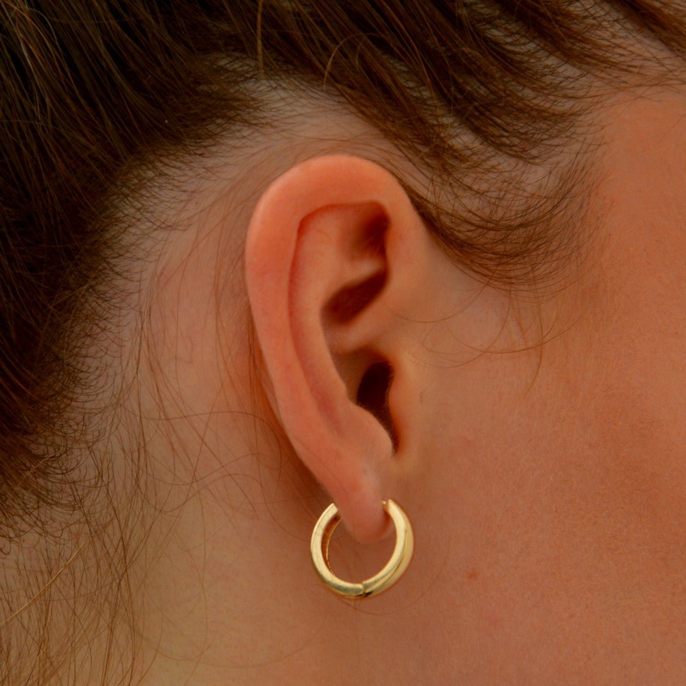 Boucles d'oreilles créoles plaqué or 18K 1,5 cm Buggy Bellaime 4