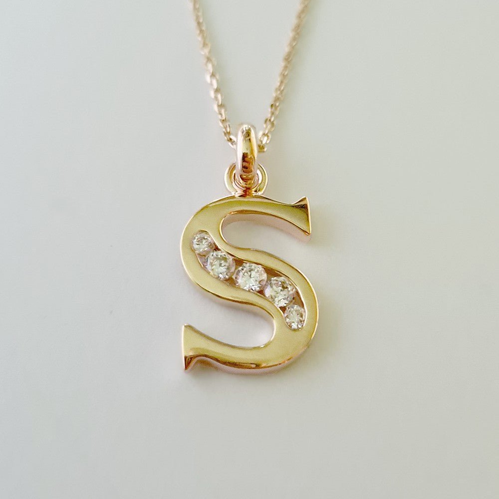 Collier Lettre Y - Basic & Perfect - Plaqué Or 18K Zirconium