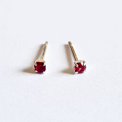 Boucle d'oreille rouge puce argent 925 cristal Love It Bellaime 3