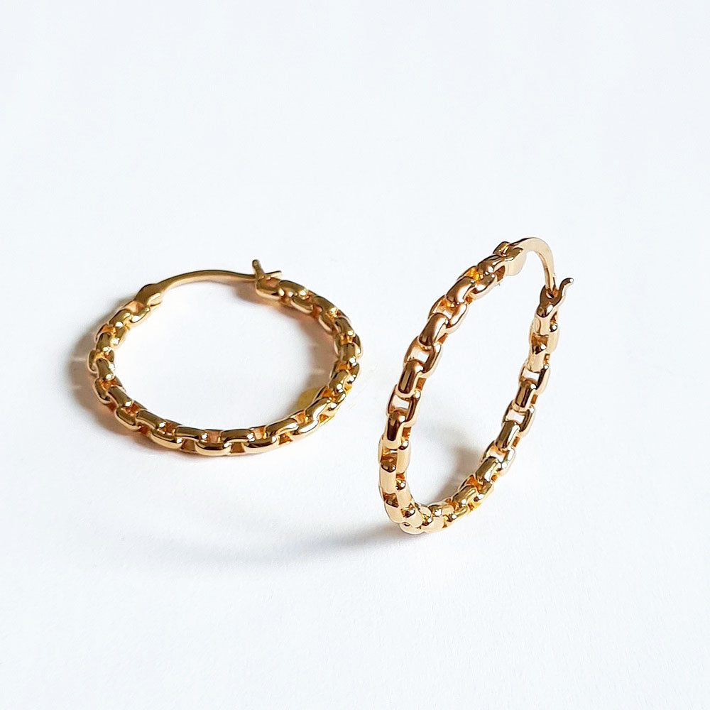 Boucles d'oreilles créoles torsadées plaqué or 18K 3 cm The Fame Bellaime 3