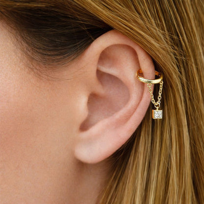 Boucle d'oreille chaine plaqué or Elise Bellaime 3