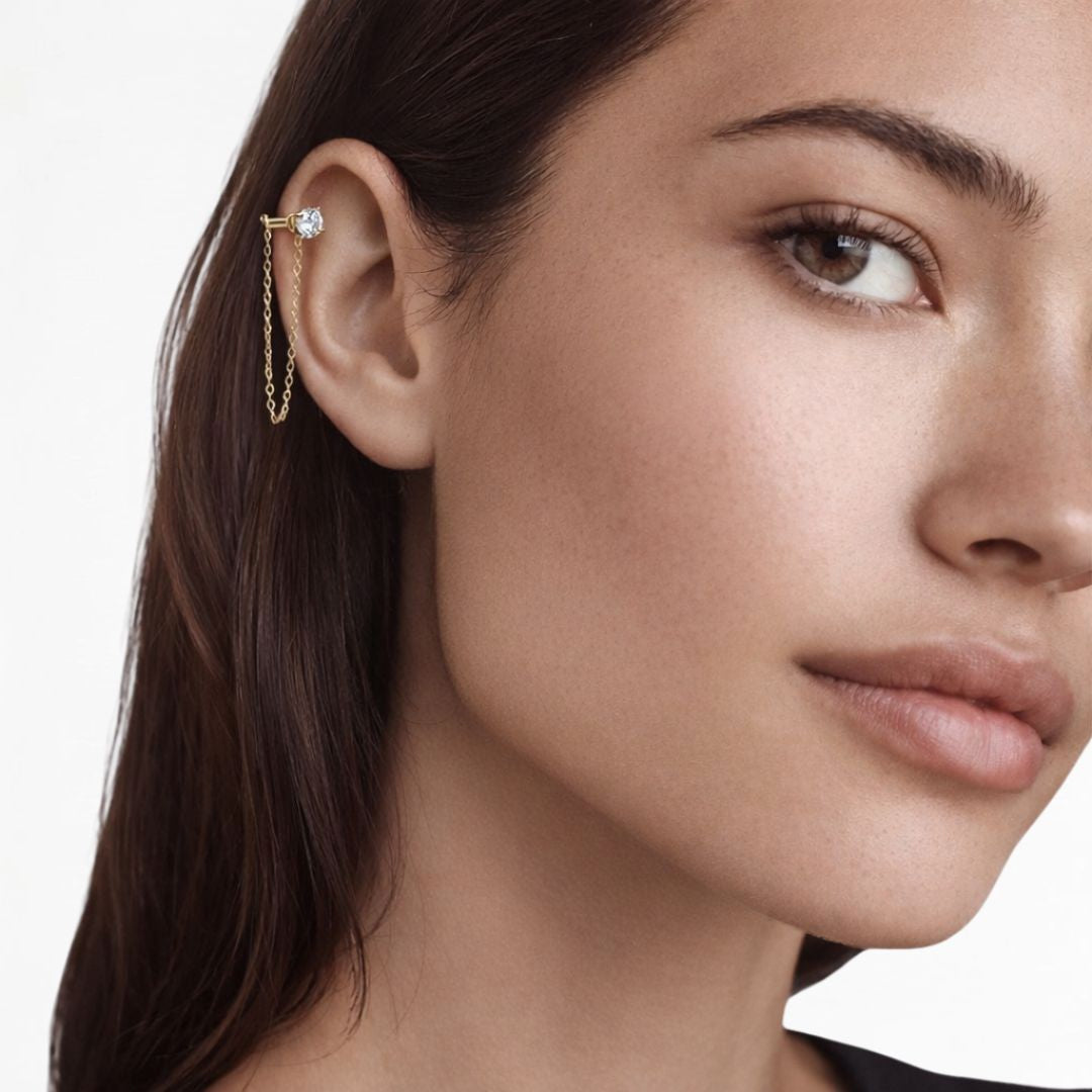 Boucle d'oreille chaine plaque or Solenne Bellaime 2