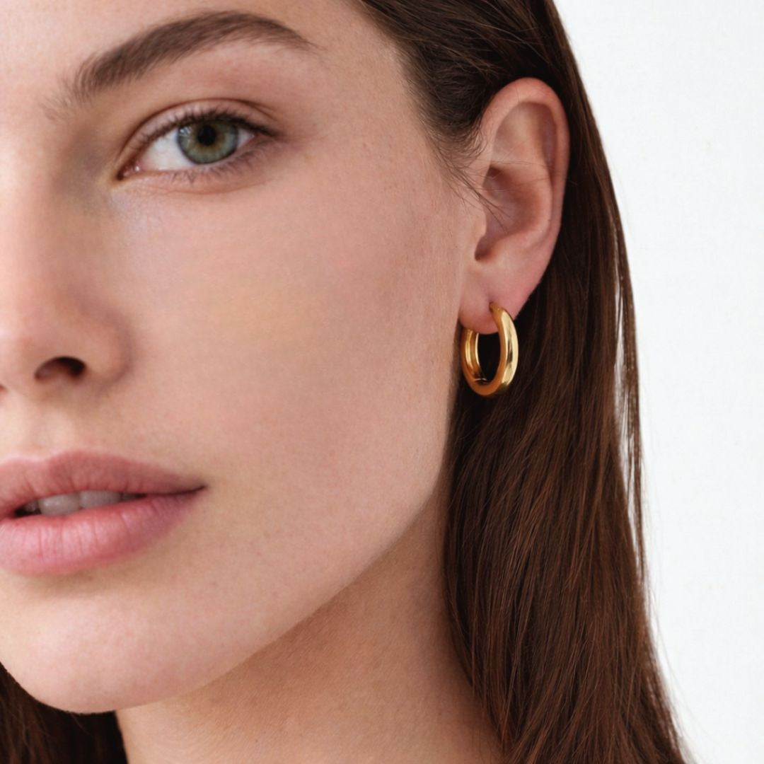 Boucle d'oreille individuelle plaqué or 18K zirconium 1 cm Laury Bellaime 2