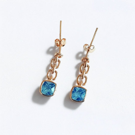 Boucle d'oreille pendante bleu plaqué or 18K cristal 3 cm Icy Bellaime