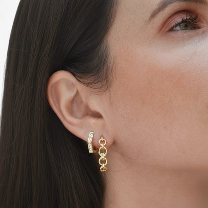 Boucles d'oreilles créoles plaqué or 18K zirconium 2,3 cm Classica Bellaime 2