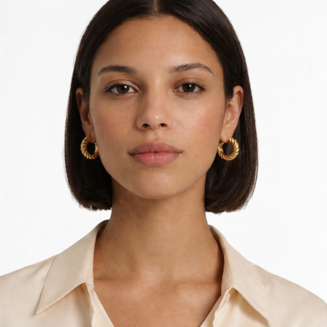 Boucles d'oreilles créoles plaqué or 18K Adele Bellaime 3