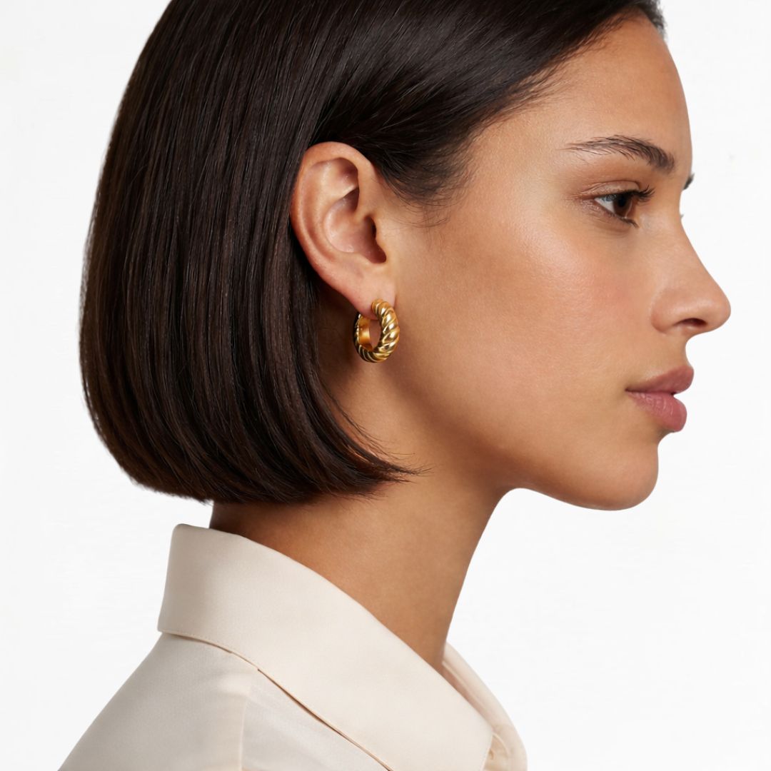 Boucles d'oreilles créoles plaqué or 18K Adele Bellaime 4