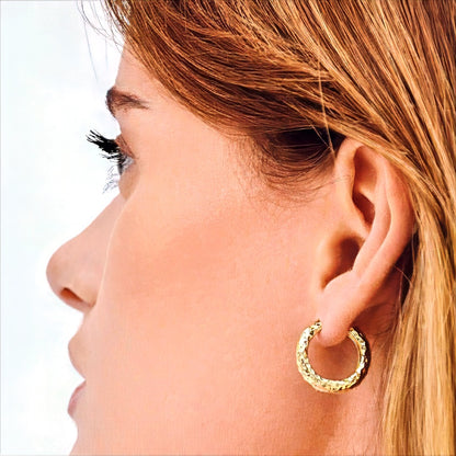 Boucles d'oreilles créoles plaqué or 18K 2 cm Camilla Bellaime 4