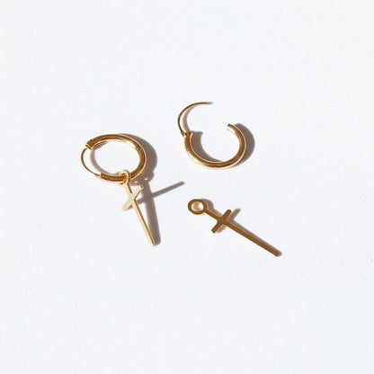 Boucle d'oreille croix femme créole plaqué or 18K zirconium 2 cm Amenum Bellaime 5