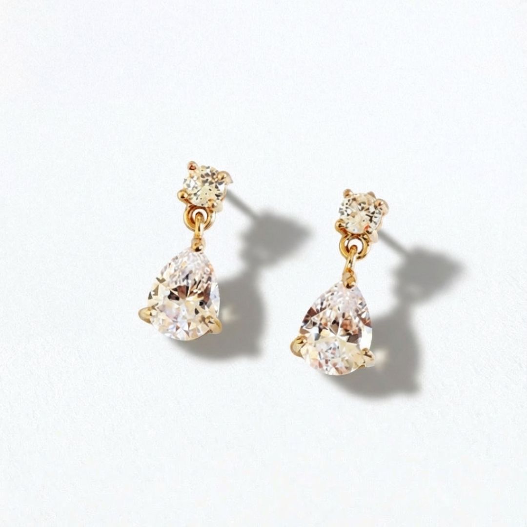 Boucle d'oreille pendante plaqué or zirconium 1,5 cm Gigi Bellaime