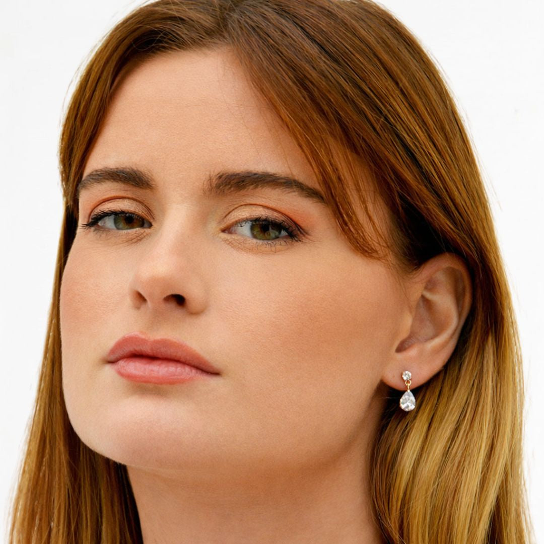 Boucle d'oreille pendante plaqué or zirconium 1,5 cm Gigi Bellaime 3