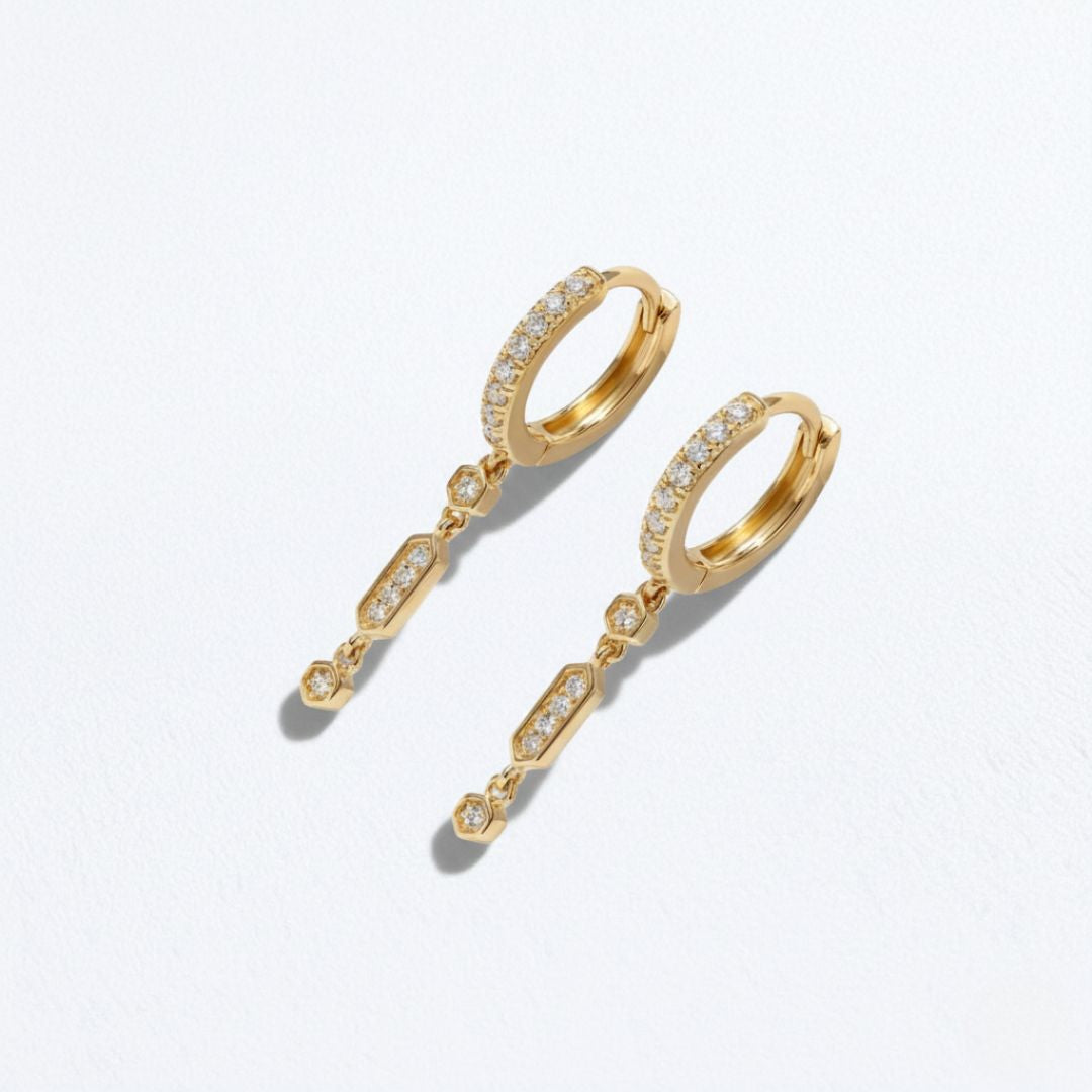 Boucles d'oreilles pendantes plaqué or 18K zirconium 2,5 cm Affinity Bellaime 4