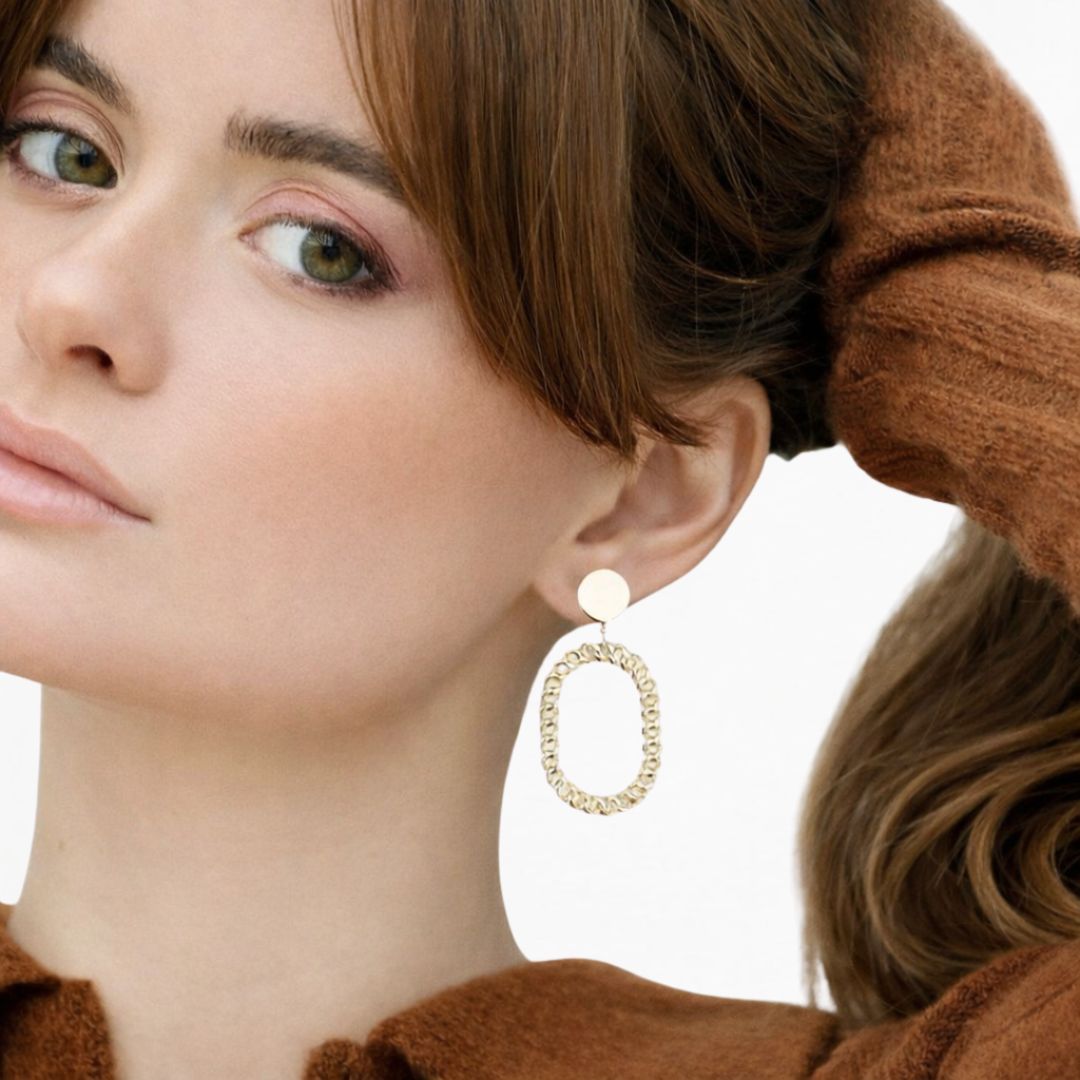 Boucles d'oreilles pendantes torsadées plaqué or 18K 4 cm Serena Bellaime 2