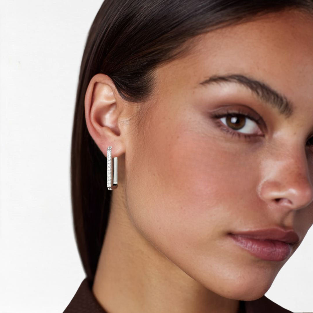 Boucle d'oreille rectangulaire creole argent 925 zirconium 2 cm Strike the Pose Bellaime 2