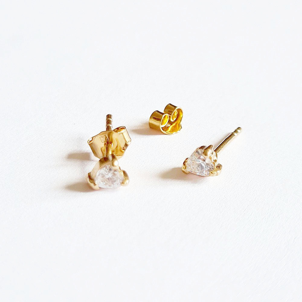 Boucle d'oreille coeur puce plaqué or 18K zirconium Heart of Glass Bellaime 5