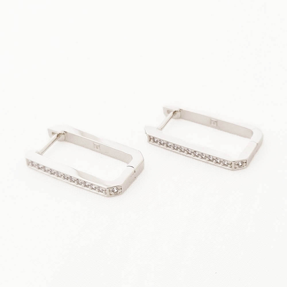 Boucle d'oreille rectangulaire creole argent 925 zirconium 2,3 cm Strike the Pose Bellaime 3