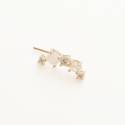 Boucles d'oreilles pierre de lune grimpantes plaqué or 18K To The Moon Bellaime 5
