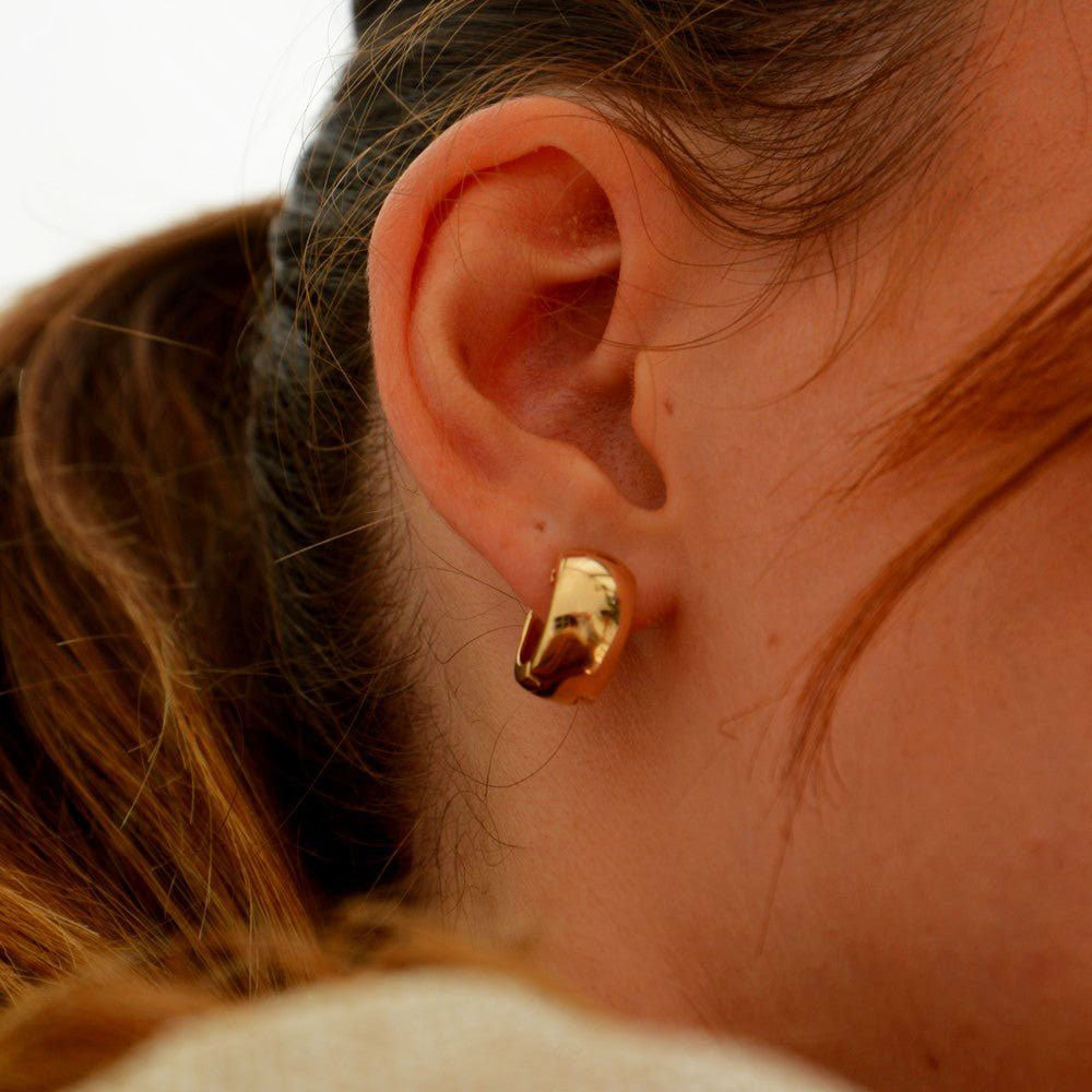 Boucles d'oreilles créoles épaisses plaqué or 18K 2 cm Voulez-Vous Bellaime 5