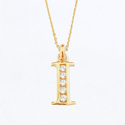 Collier Lettre F - Basic & Perfect - Plaqué Or 18K Zirconium