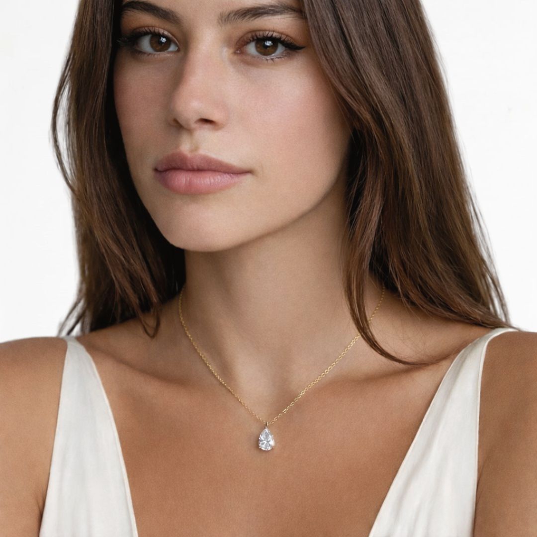 Collier solitaire goutte plaqué or 18K Bellaime 4