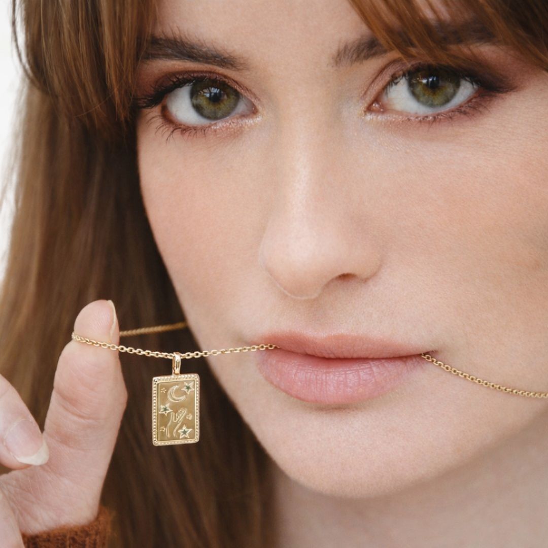 Collier talisman boheme plaqué or 18K zirconium vert Bellaime 2