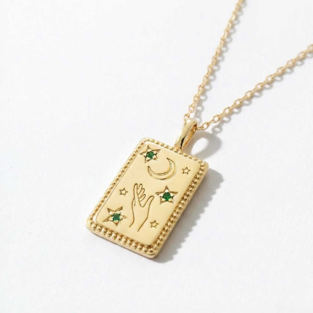 Collier talisman boheme plaqué or 18K zirconium vert Bellaime 4