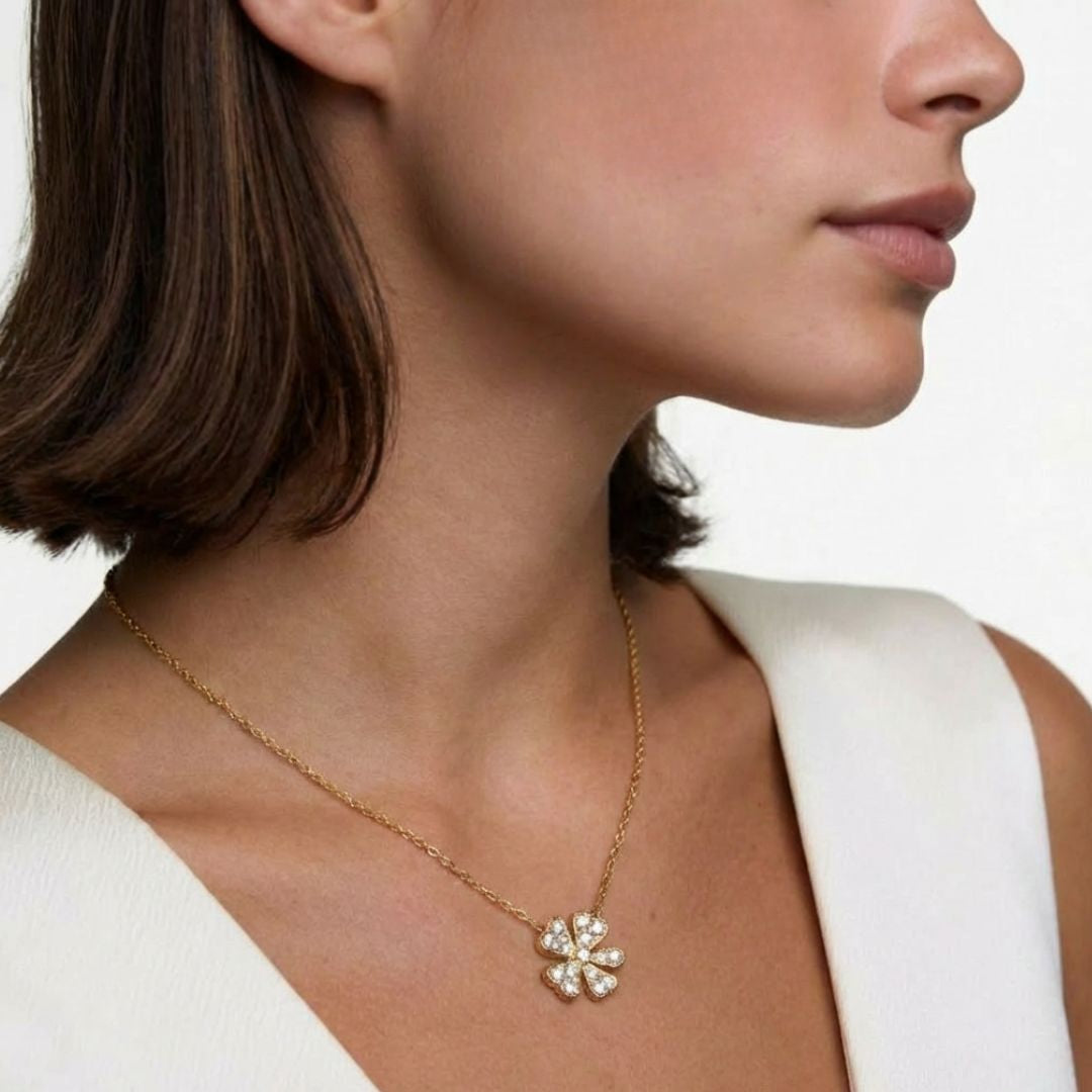 Collier trefle plaqué or 18K Bellaime 3