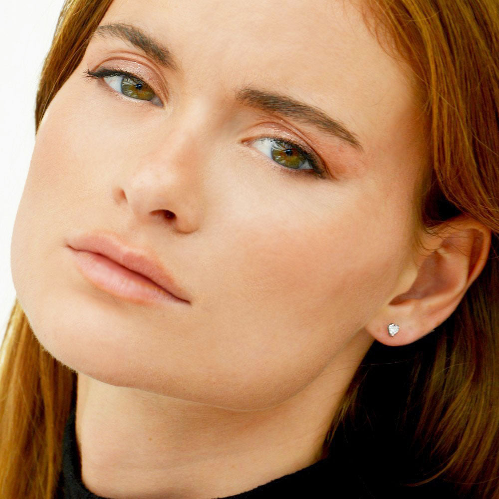 Puce d'oreille coeur argent 925 zirconium Heart of Glass Bellaime 3