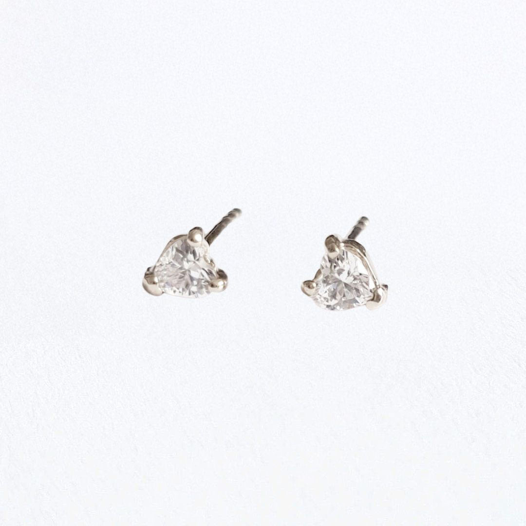 Puce d'oreille coeur argent 925 zirconium Heart of Glass Bellaime 4