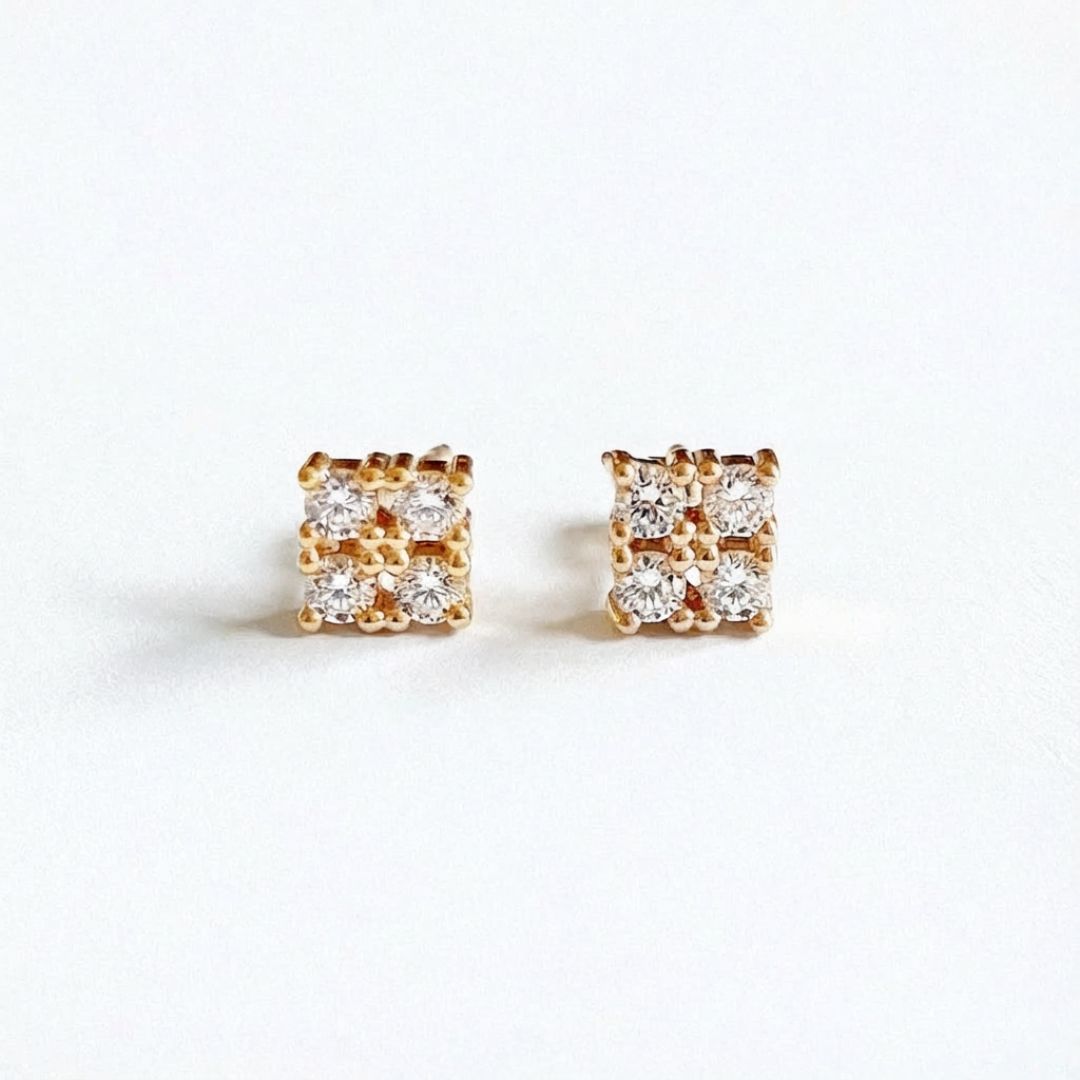 Puces d'oreilles plaqué or 18K zirconium Harmony Bellaime