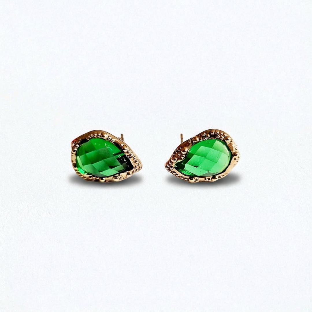 Puce d'oreille vert plaqué or 18K zirconium Devina Bellaime