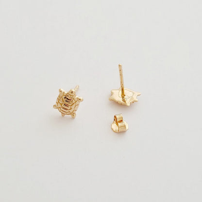Boucle d'oreille tortue puce plaqué or 18K Tortuga Bellaime 6
