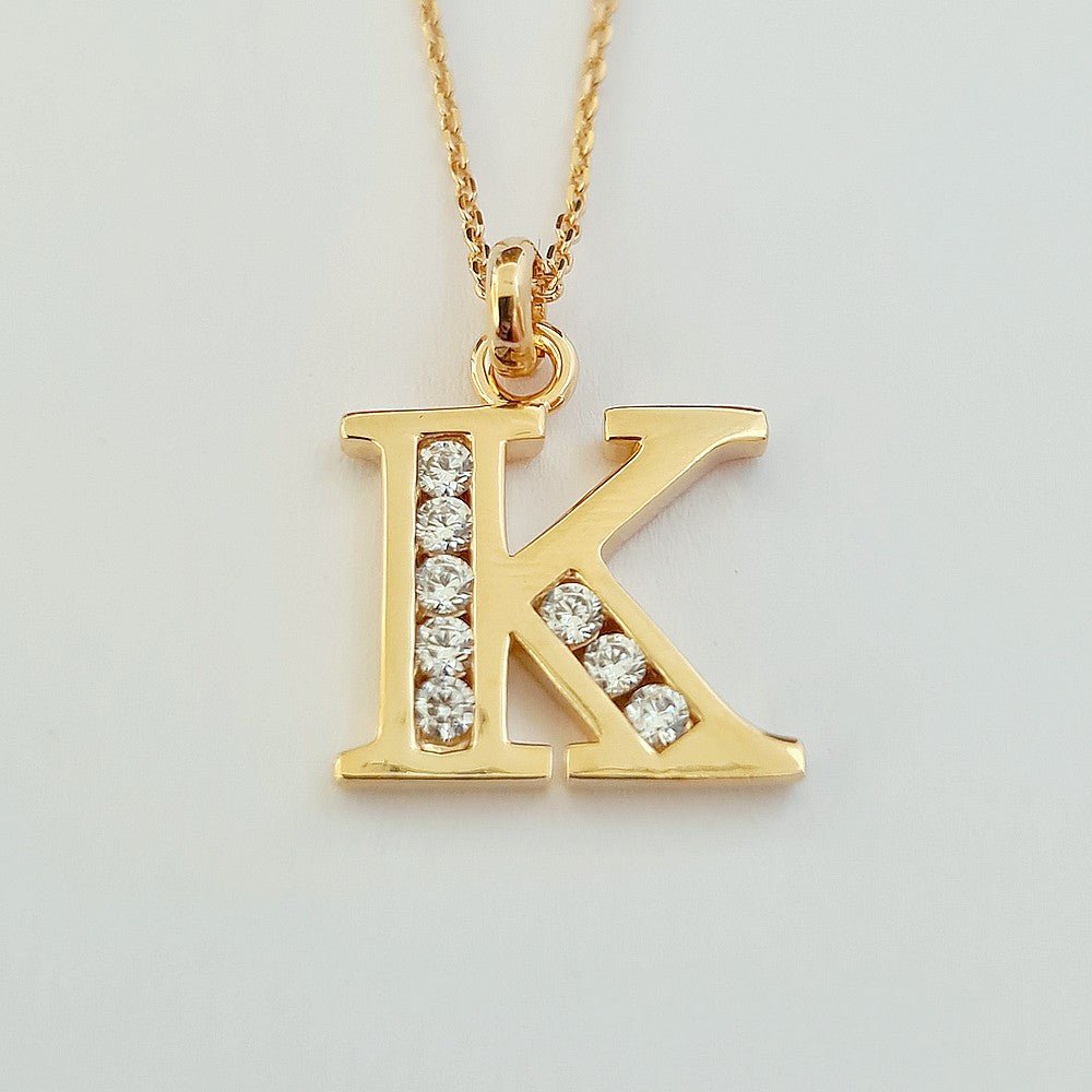 Collier Lettre B - Basic & Perfect - Plaqué Or 18K Zirconium - Bellaime