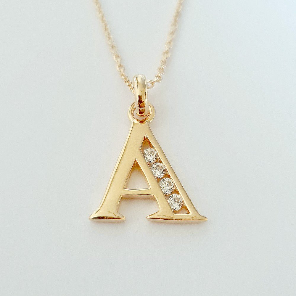 Collier Lettre K - Basic & Perfect - Plaqué Or 18K Zirconium - Bellaime